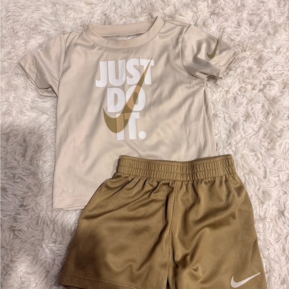 Toddler Athletic Set (7 Outfits) Nike, Jordan, New Balance 12M-24M - Picture 3 of 7
